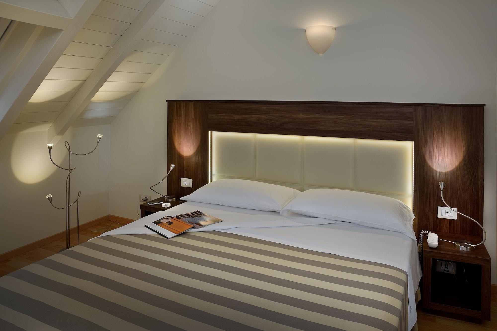 Astor Hotel Bologna Eksteriør bilde